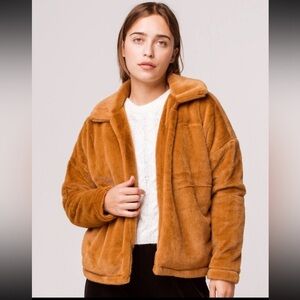 O'NEILL Merina Womens Faux Fur Jacket Peacoat Caramel Color Sz.L Oversized EUC